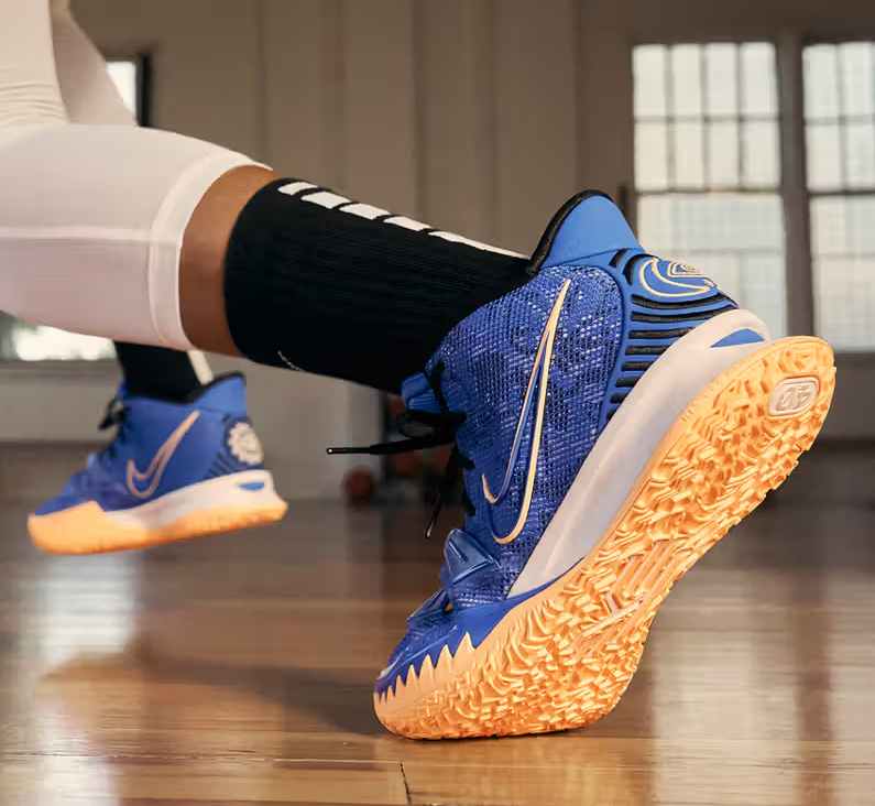 Nike Kyrie 7